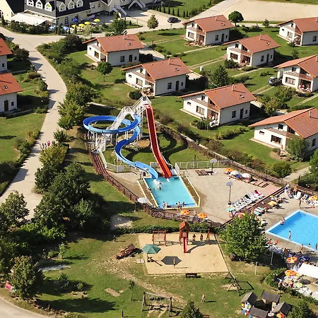 Aldeamento Turístico Villapark